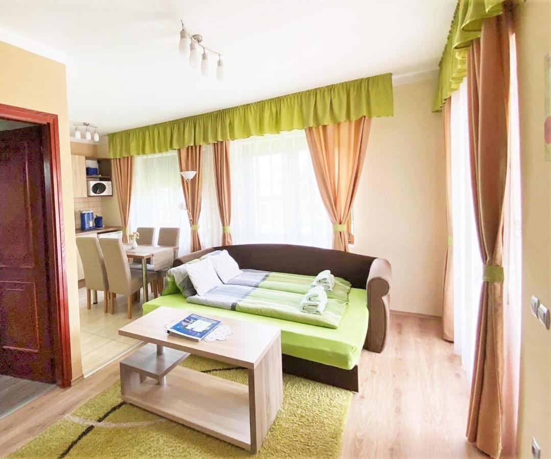 Apartman Siesta Buek - Buekfuerdo ภายนอก รูปภาพ