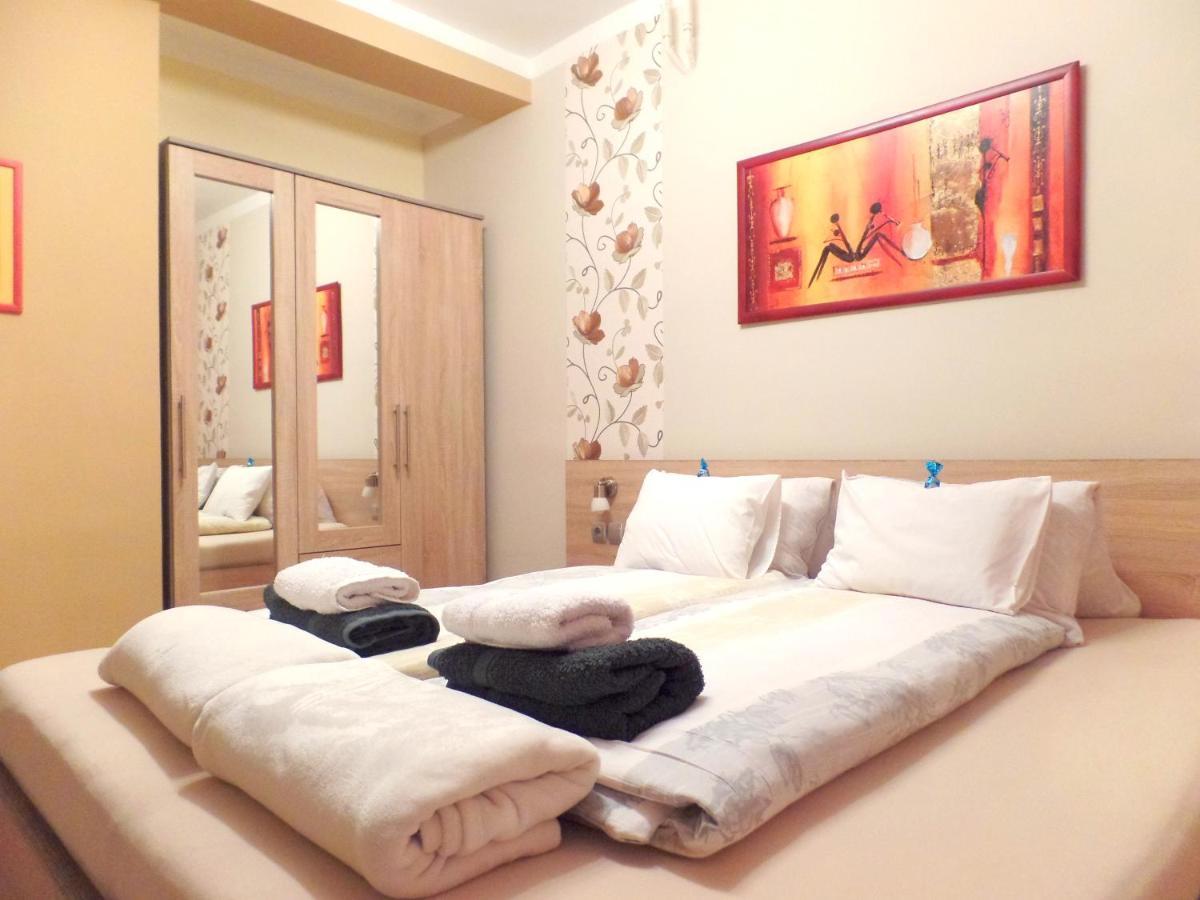 Apartman Siesta Buek - Buekfuerdo ภายนอก รูปภาพ