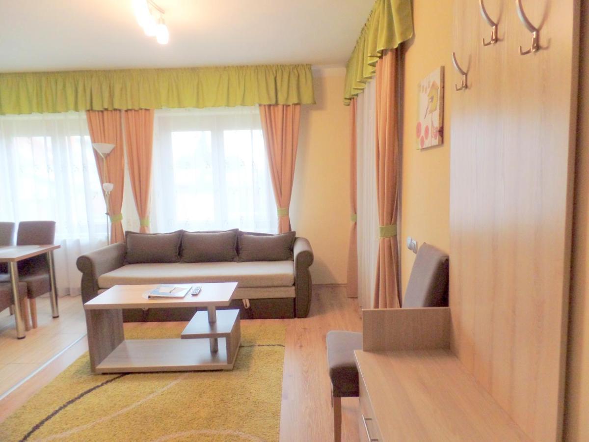 Apartman Siesta Buek - Buekfuerdo ภายนอก รูปภาพ