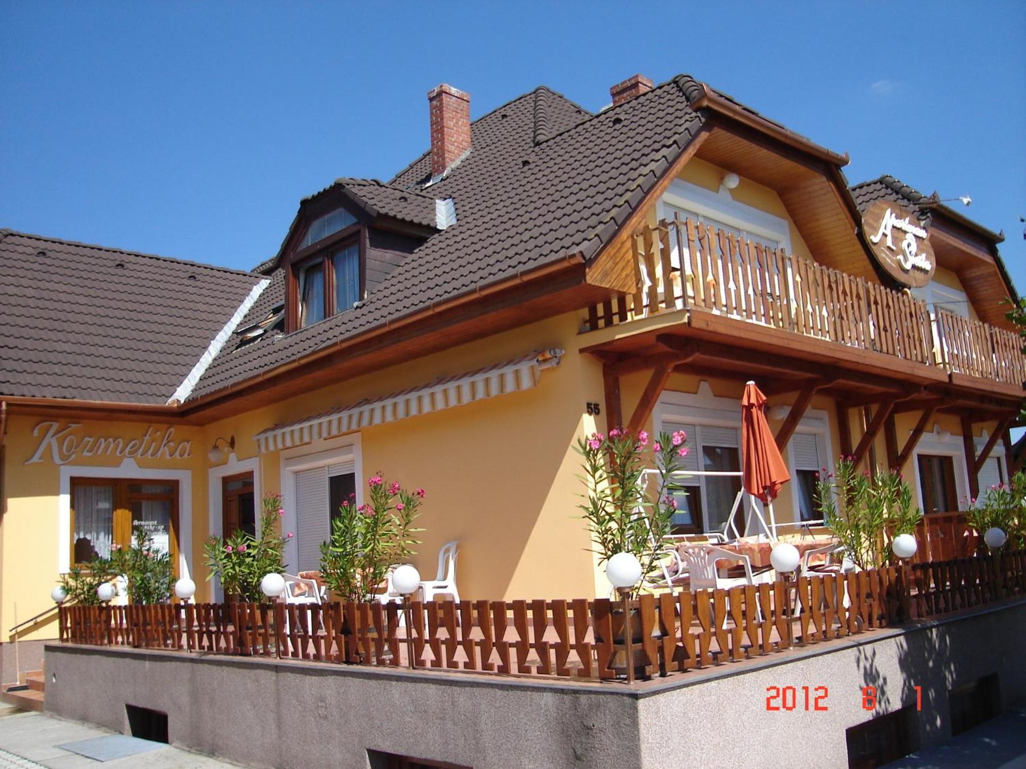 Apartman Siesta Buek - Buekfuerdo ภายนอก รูปภาพ