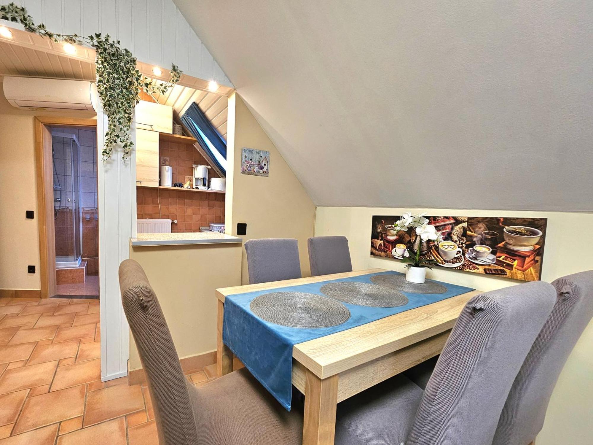 Apartman Siesta Buek - Buekfuerdo ภายนอก รูปภาพ