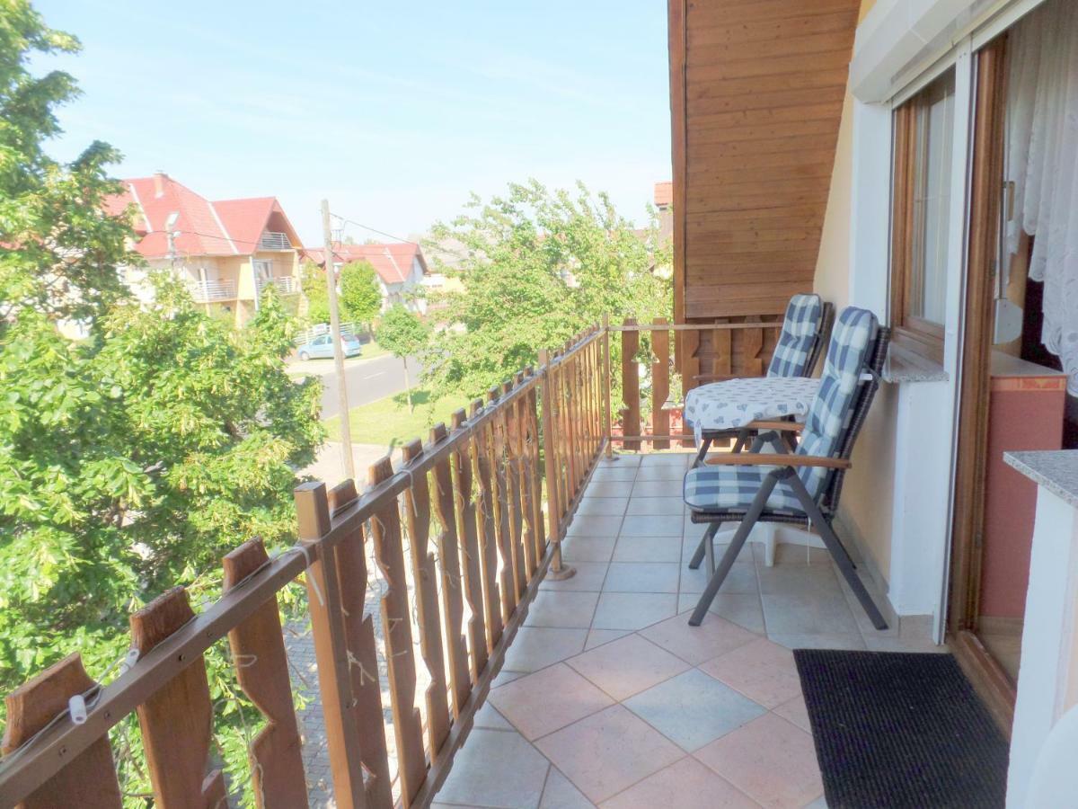 Apartman Siesta Buek - Buekfuerdo ภายนอก รูปภาพ